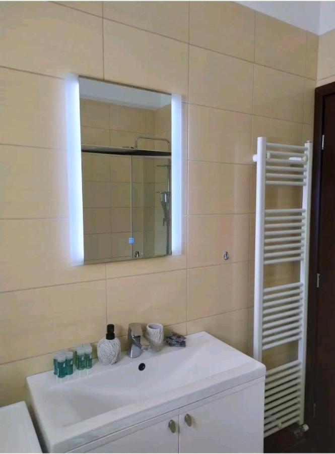 Stylish -Modern Apartment Heart Of Marousi Αθήνα Εξωτερικό φωτογραφία